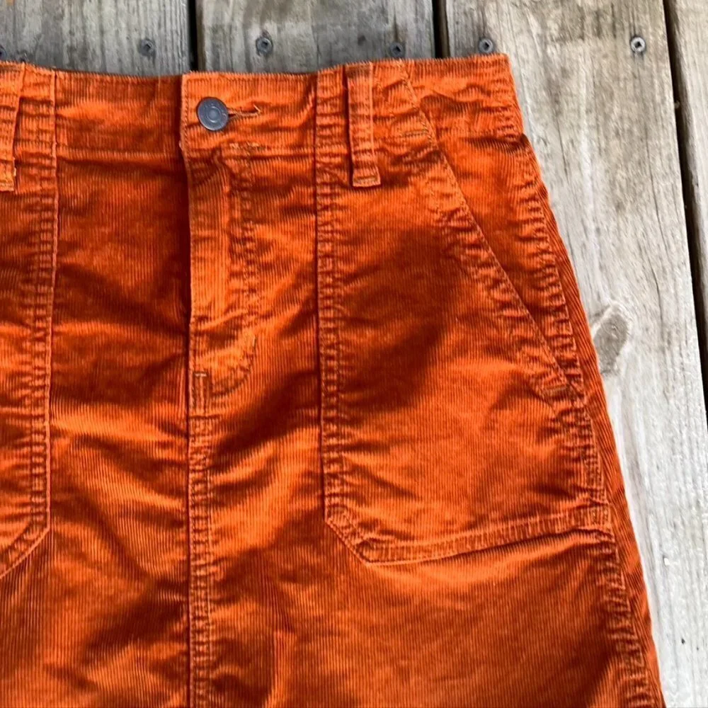 Old Navy Skirt -Terracota Color Burnt Orange A Line size 0 corduroy